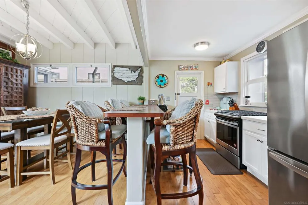 8260 Paseo Del Ocaso La Jolla, CA 92037