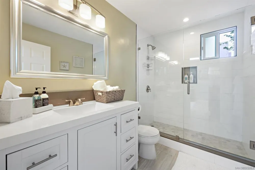 8260 Paseo Del Ocaso La Jolla, CA 92037