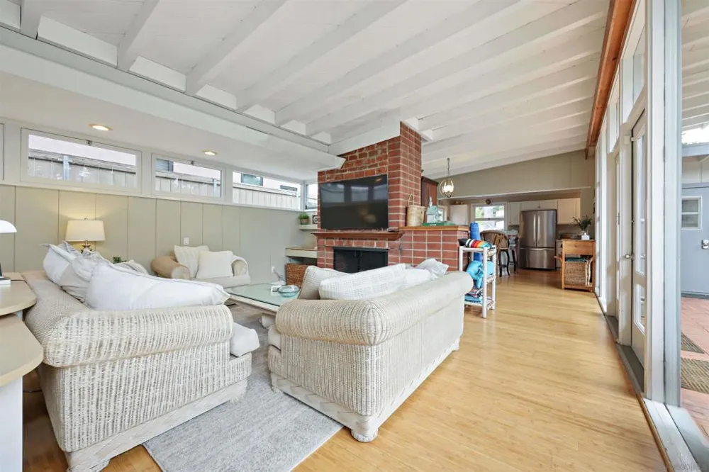 8260 Paseo Del Ocaso La Jolla, CA 92037
