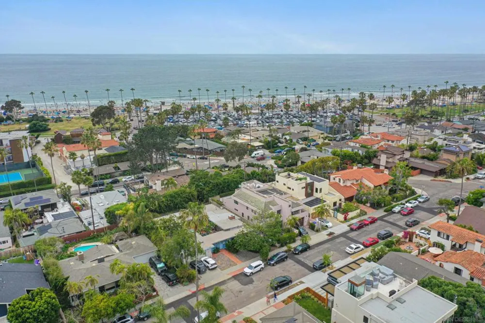 8260 Paseo Del Ocaso La Jolla, CA 92037