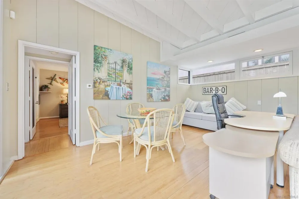 8260 Paseo Del Ocaso La Jolla, CA 92037
