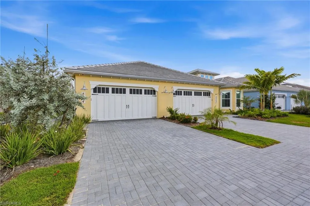 8964 Calypso Court Naples, FL 34112