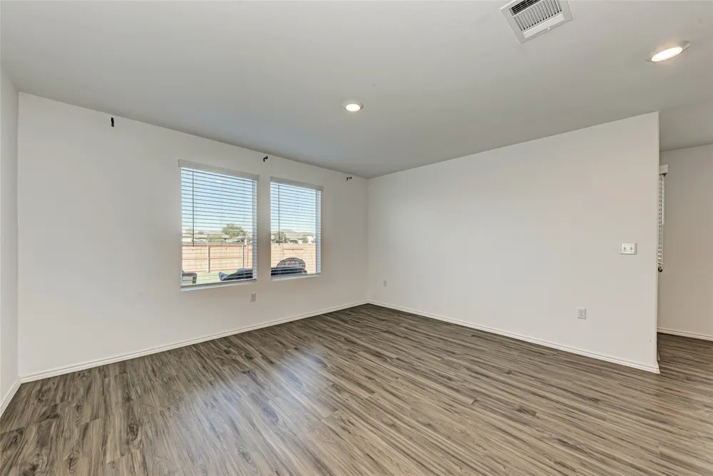 12112 Scarlet Sleeve Way Del Valle, TX 78617