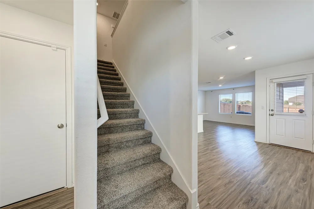 12112 Scarlet Sleeve Way Del Valle, TX 78617