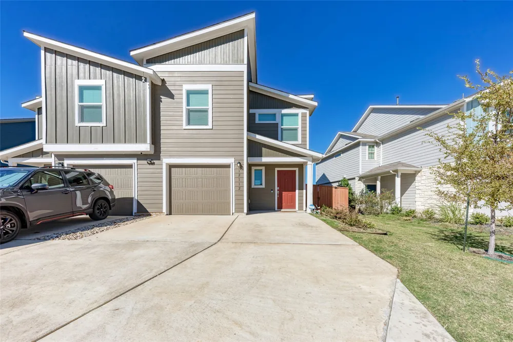 12112 Scarlet Sleeve Way Del Valle, TX 78617