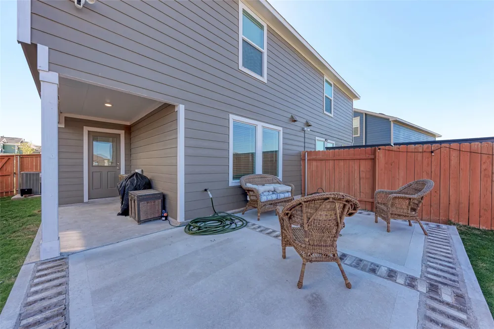 12112 Scarlet Sleeve Way Del Valle, TX 78617