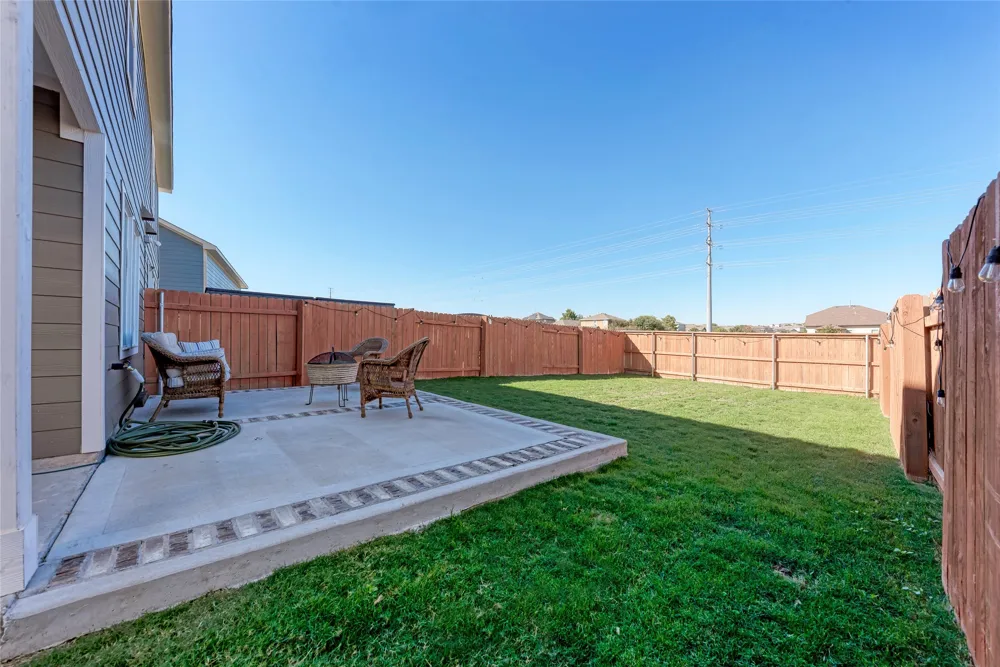 12112 Scarlet Sleeve Way Del Valle, TX 78617