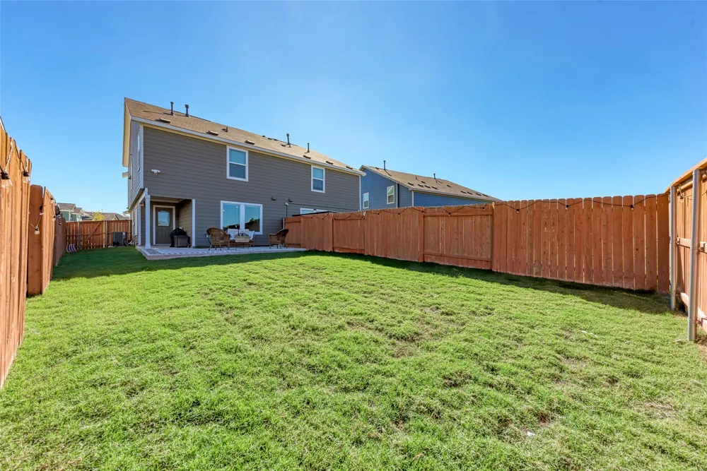 12112 Scarlet Sleeve Way Del Valle, TX 78617