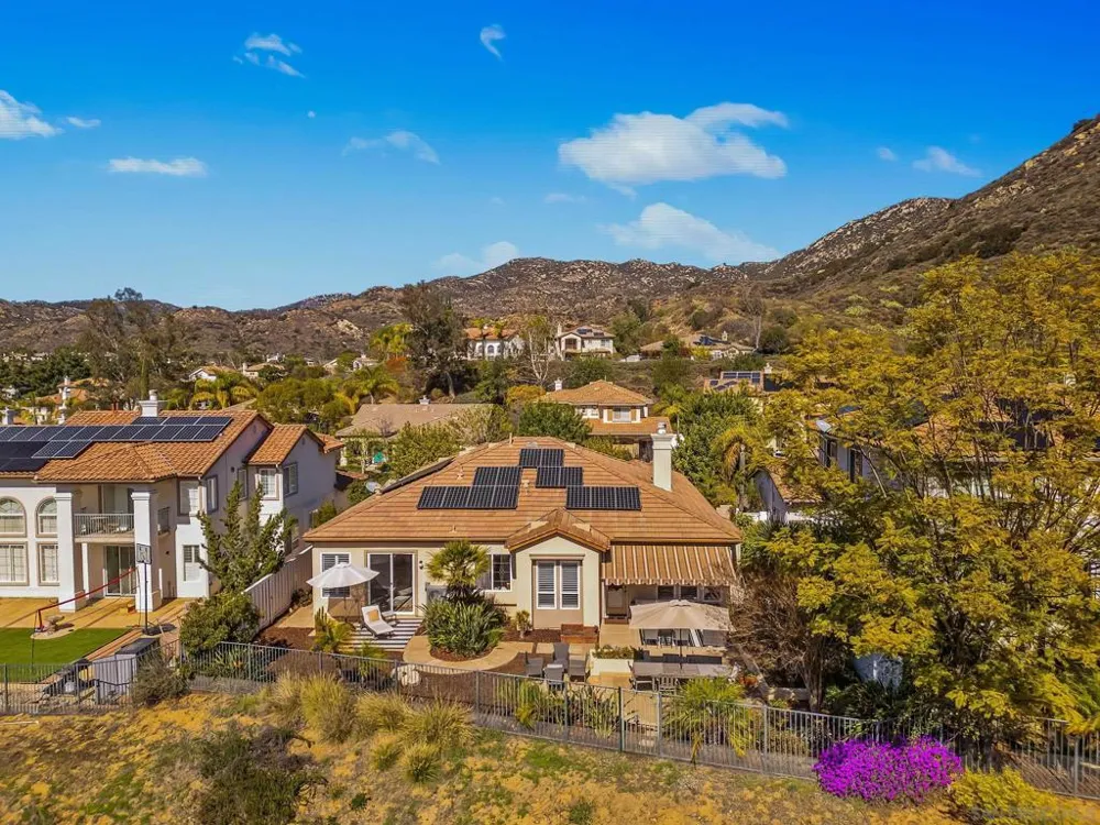 3171 Ferncreek Ln Escondido, CA 92027