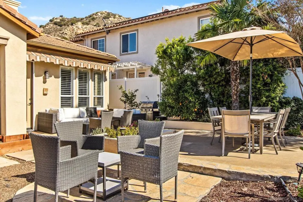 3171 Ferncreek Ln Escondido, CA 92027