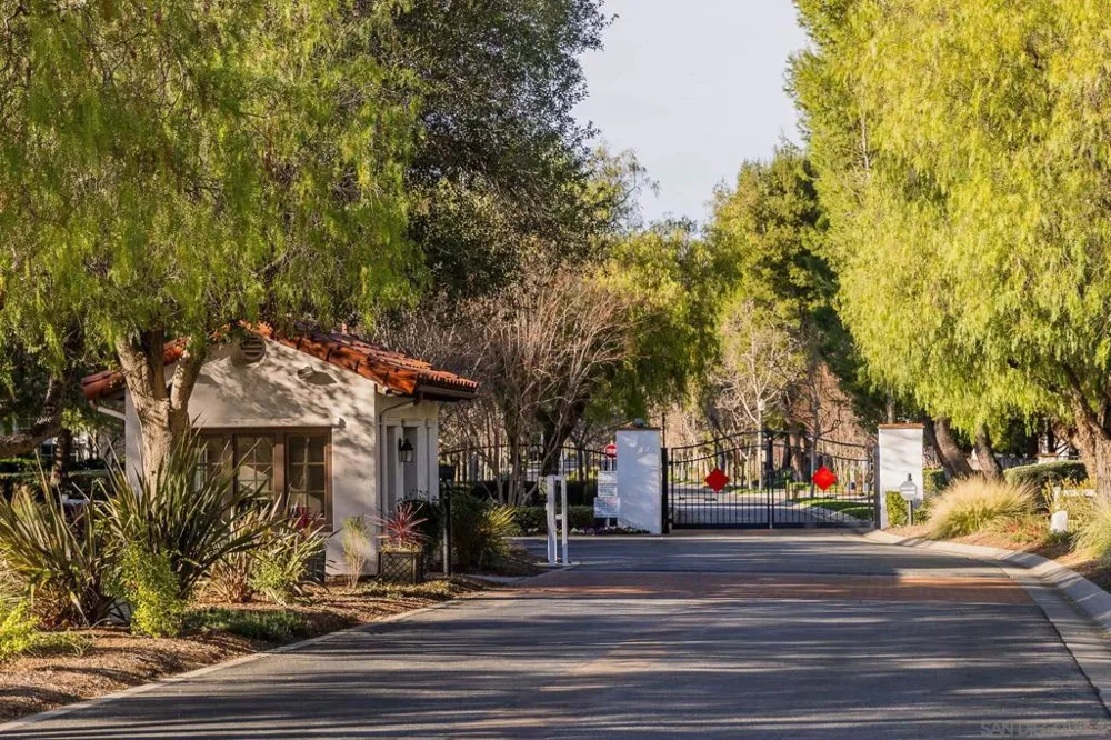 3171 Ferncreek Ln Escondido, CA 92027