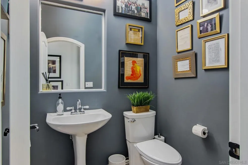 3171 Ferncreek Ln Escondido, CA 92027