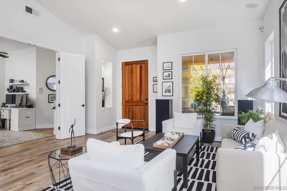 3171 Ferncreek Ln Escondido, CA 92027