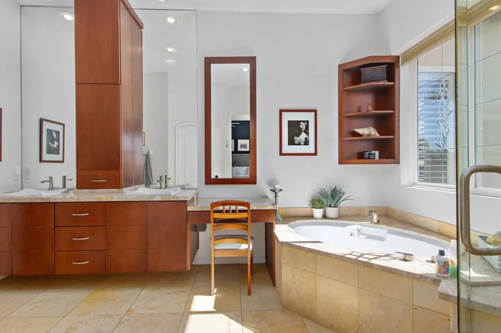 3171 Ferncreek Ln Escondido, CA 92027