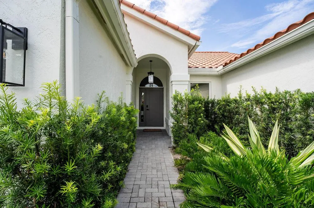 12657 White Coral Drive Wellington, FL 33414