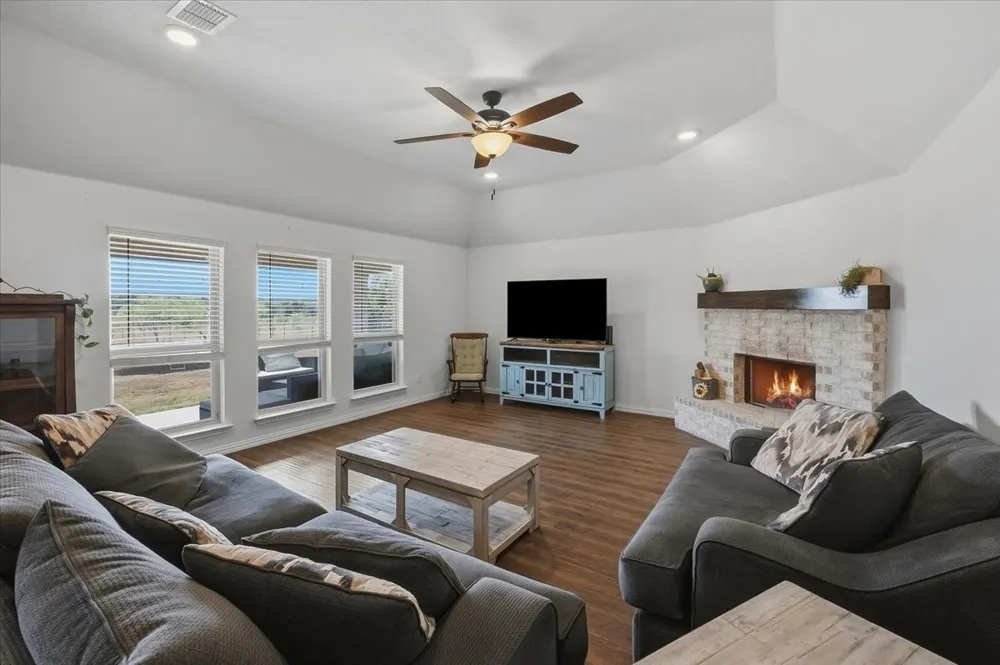 122 Post Oak Way Weatherford, TX 76087