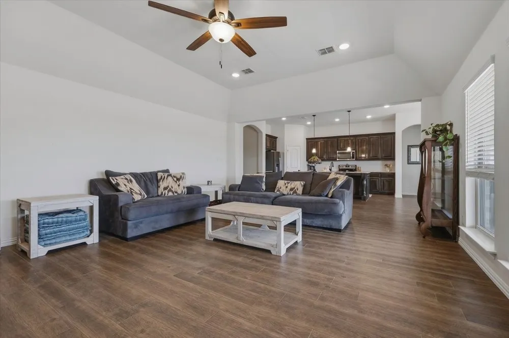 122 Post Oak Way Weatherford, TX 76087