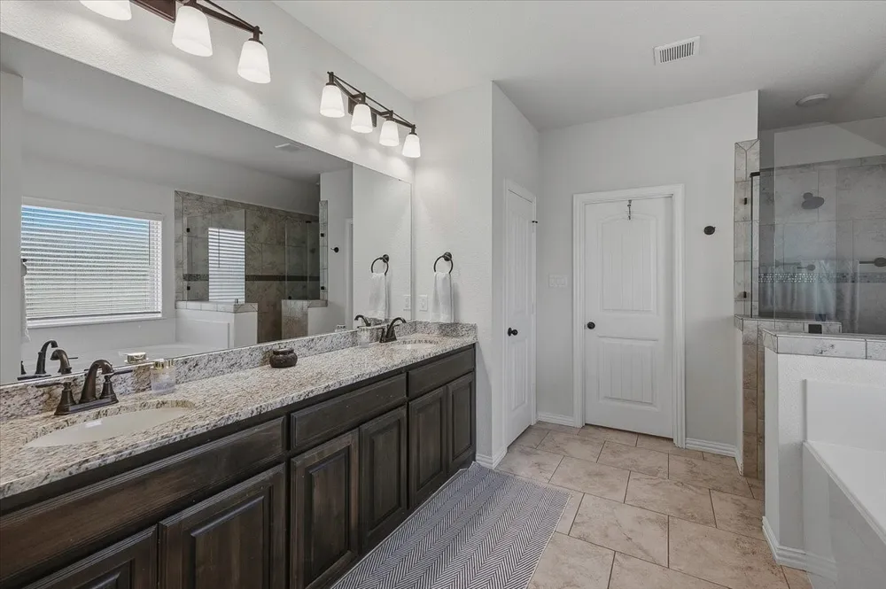 122 Post Oak Way Weatherford, TX 76087