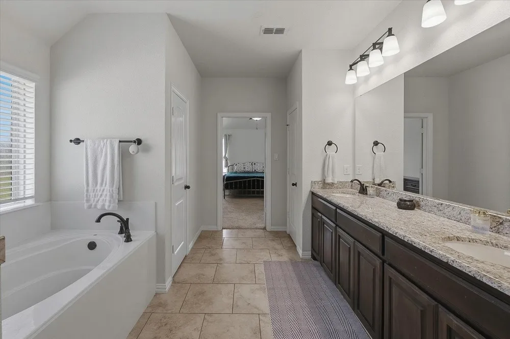 122 Post Oak Way Weatherford, TX 76087