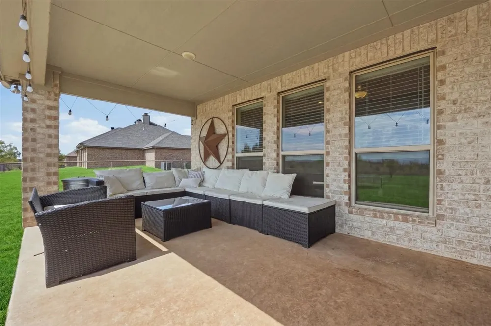 122 Post Oak Way Weatherford, TX 76087