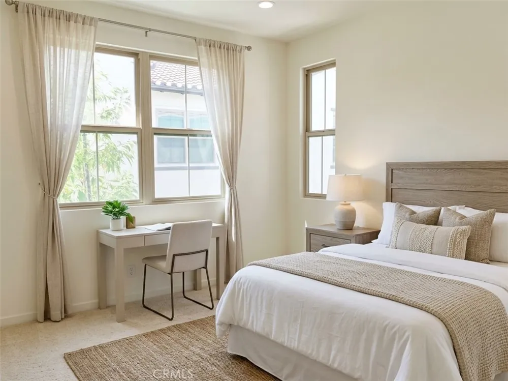 112 Newburry Irvine, CA 92618