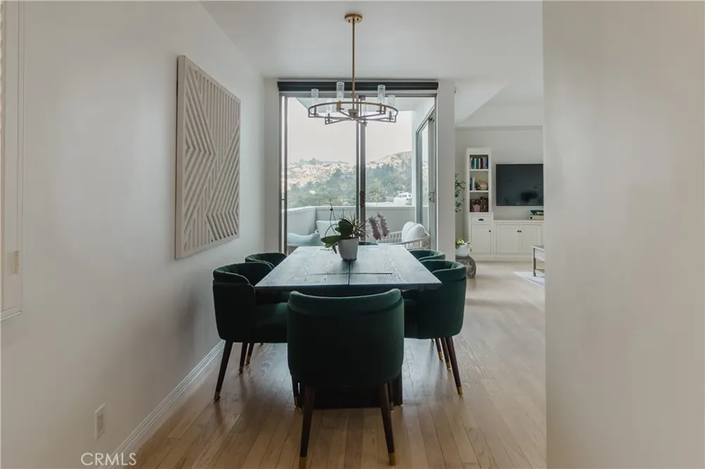7250 Franklin #1008 Los Angeles, CA 90046