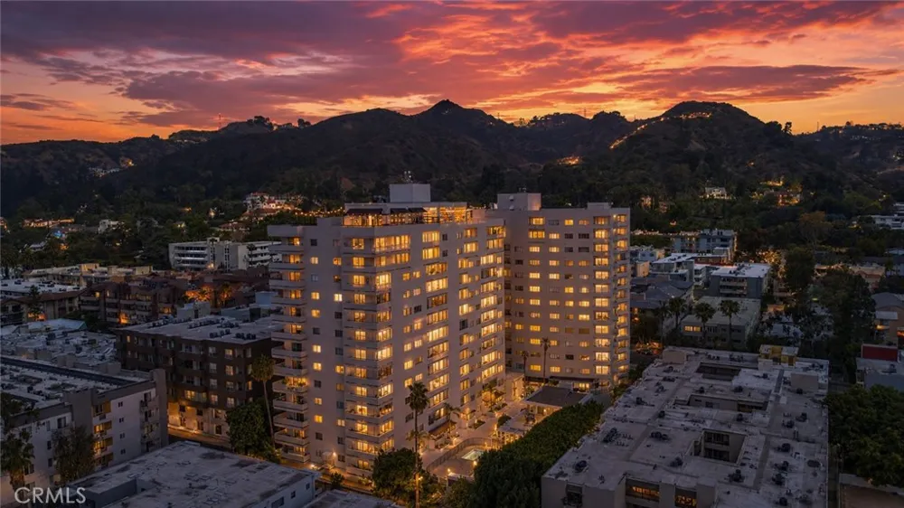 7250 Franklin #1008 Los Angeles, CA 90046