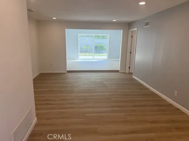1748 Sutter Avenue Simi Valley, CA 93065
