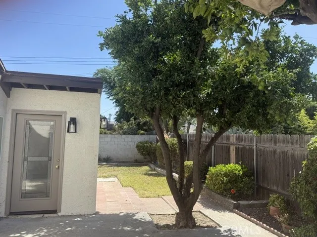 1748 Sutter Avenue Simi Valley, CA 93065