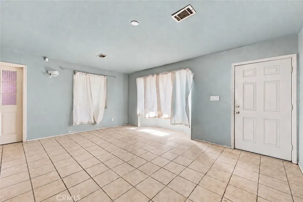 622 Irene Bakersfield, CA 93305