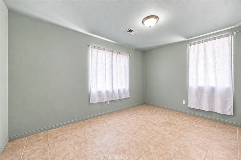 622 Irene Bakersfield, CA 93305