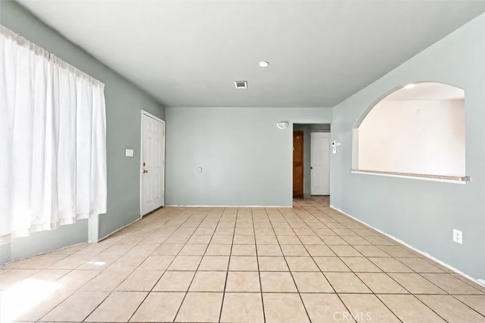 622 Irene Bakersfield, CA 93305
