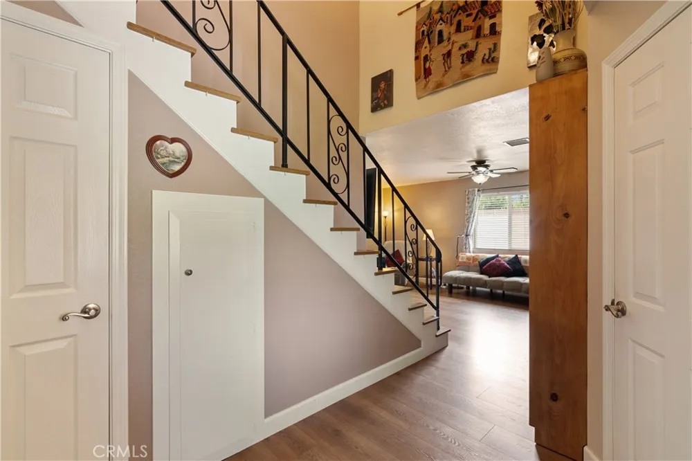 403 Shaftesbury San Dimas, CA 91773