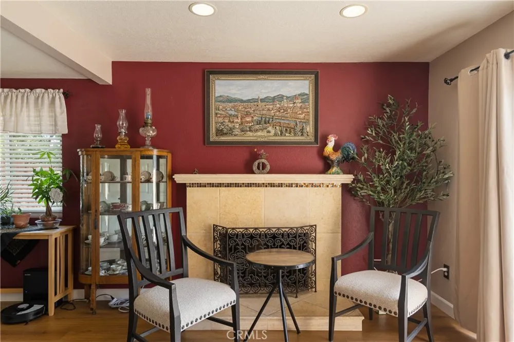 403 Shaftesbury San Dimas, CA 91773