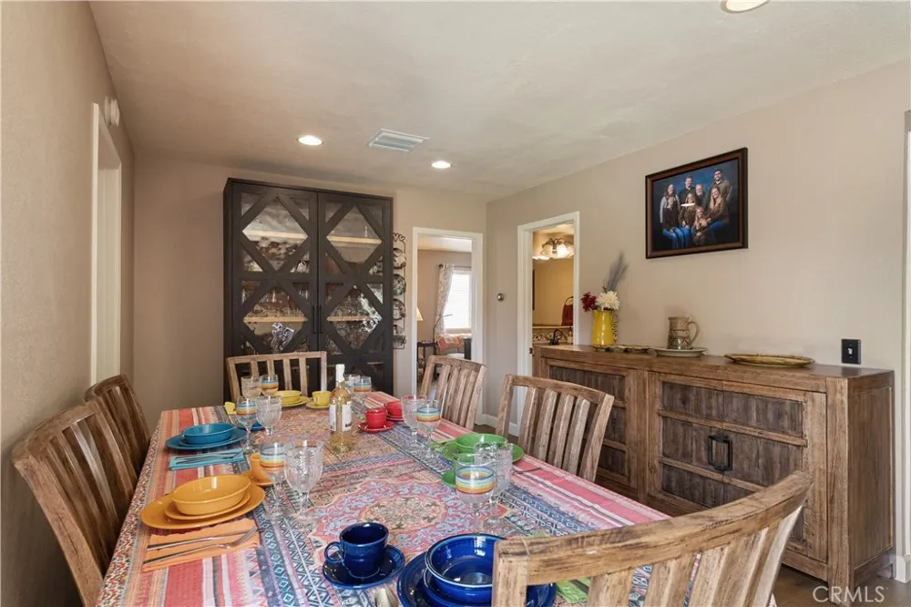 403 Shaftesbury San Dimas, CA 91773