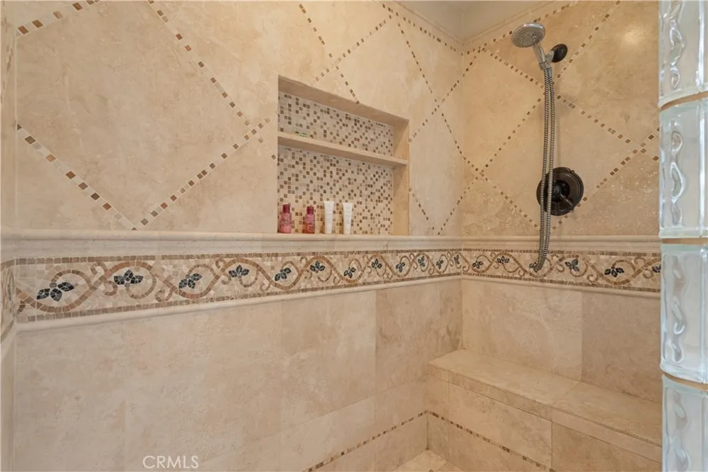 403 Shaftesbury San Dimas, CA 91773