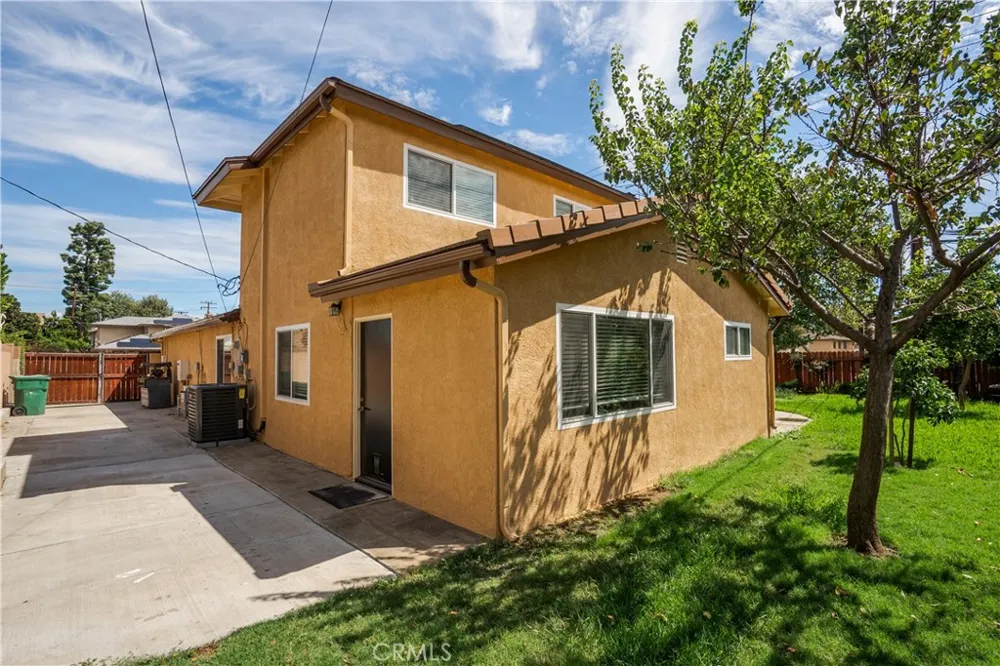 403 Shaftesbury San Dimas, CA 91773