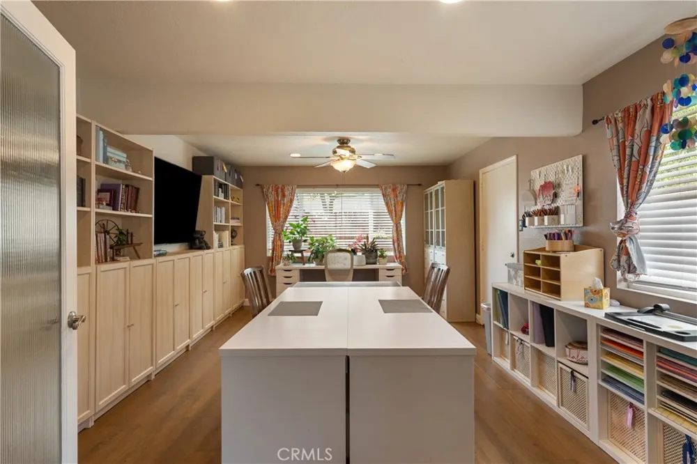 403 Shaftesbury San Dimas, CA 91773