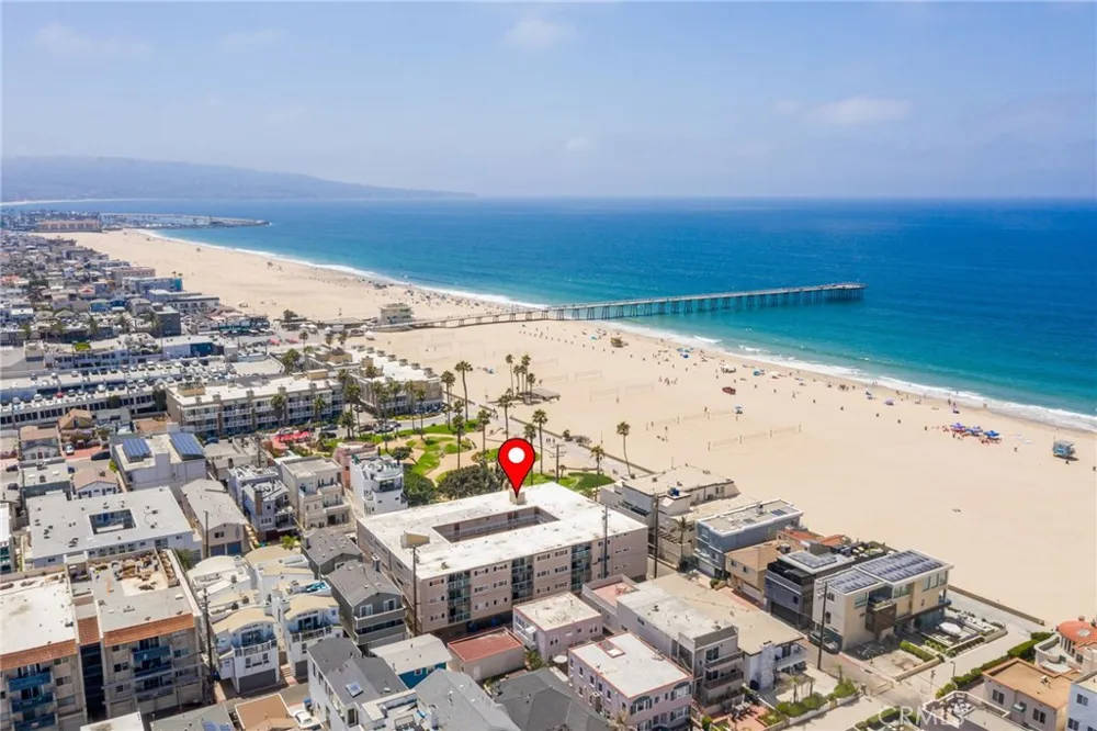 15 15th Street #19 Hermosa Beach, CA 90254