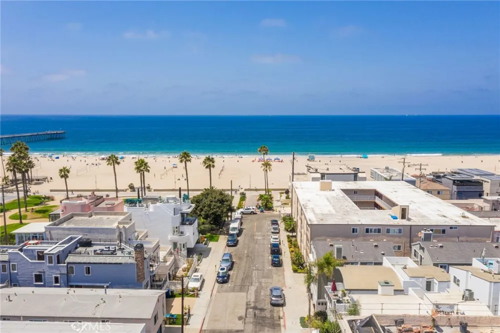 15 15th Street #19 Hermosa Beach, CA 90254