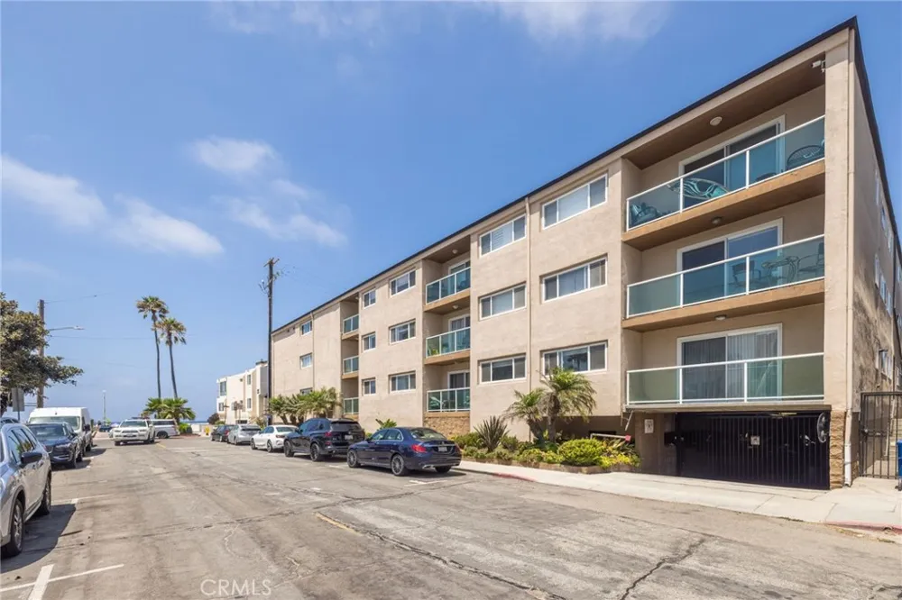 15 15th Street #19 Hermosa Beach, CA 90254