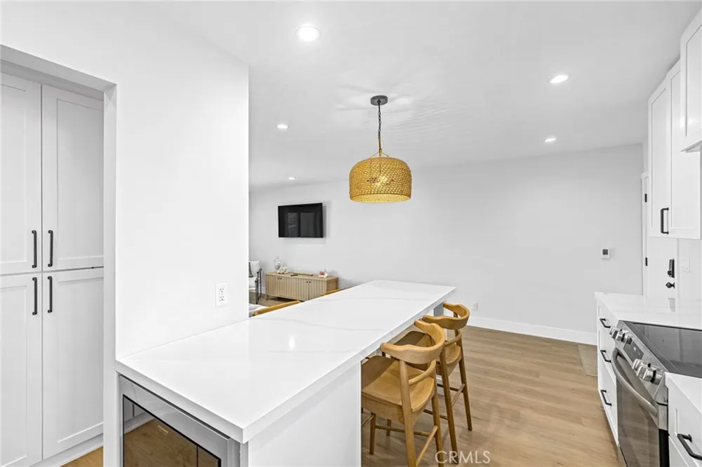 15 15th Street #19 Hermosa Beach, CA 90254