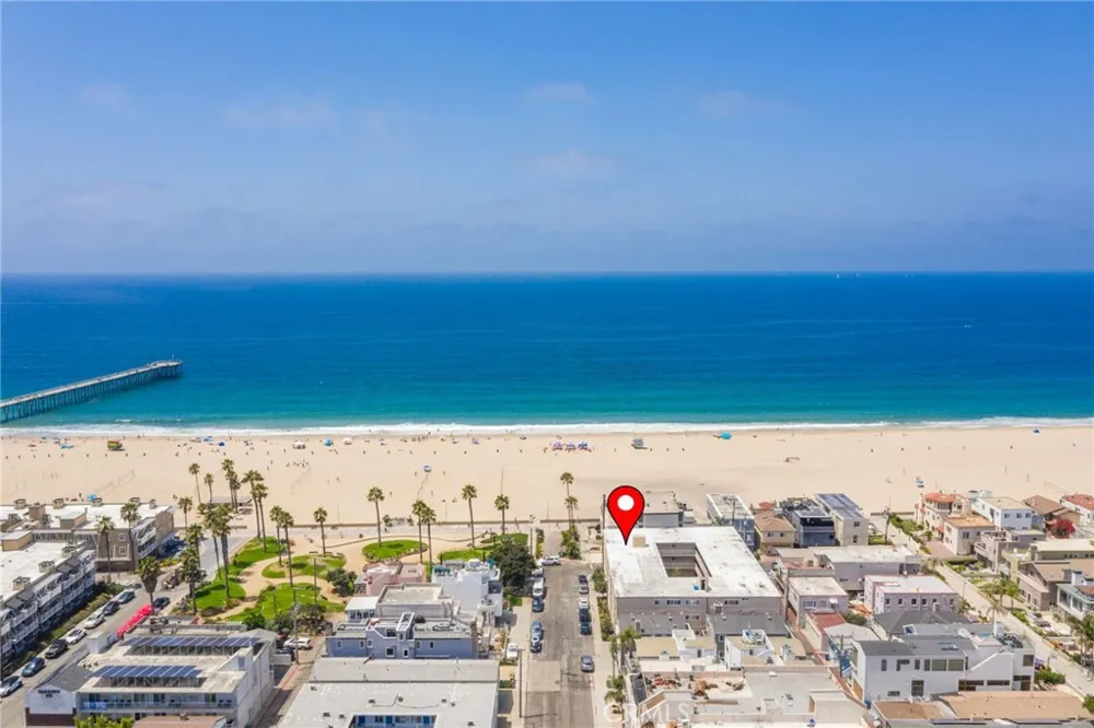 15 15th Street #19 Hermosa Beach, CA 90254