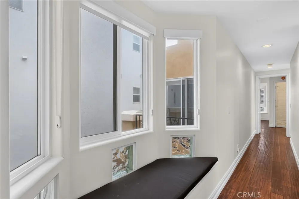 207 18th Street Huntington Beach, CA 92648