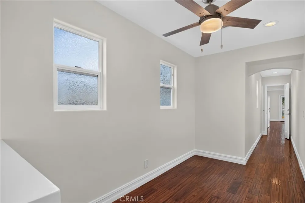 207 18th Street Huntington Beach, CA 92648