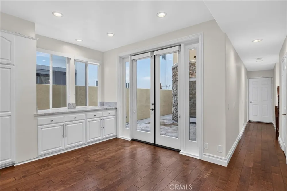 207 18th Street Huntington Beach, CA 92648