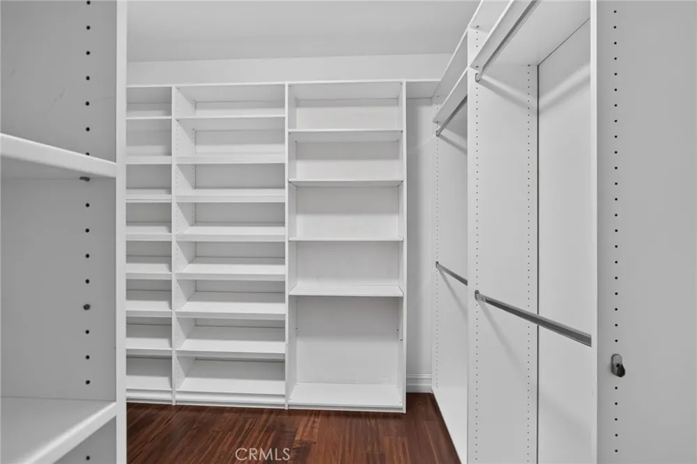 207 18th Street Huntington Beach, CA 92648