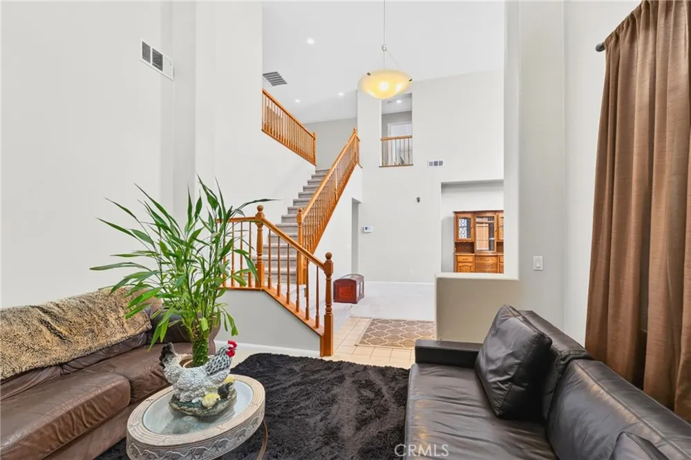 34099 Pamplona Murrieta, CA 92563