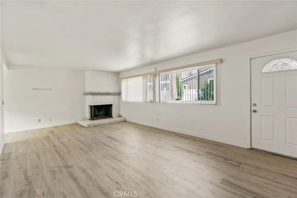 1950 Anaheim Costa Mesa, CA 92627