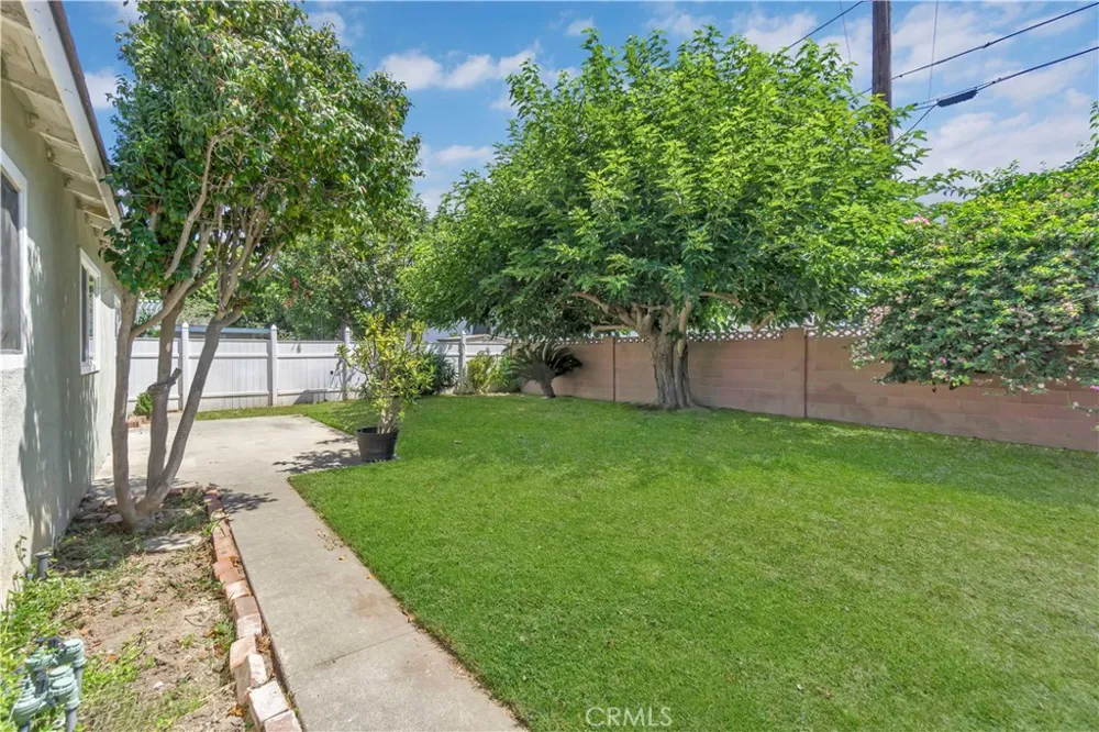 1950 Anaheim Costa Mesa, CA 92627